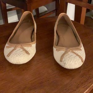 Born Raquelle Crochet Flats sz 7.5